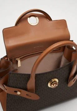 MICHAEL Michael Kors Damen CARMEN FLAP BELTED SATCHEL - Handtasche - Brown/acorn -MICHAEL Michael Kors 01e0c61cffd749e3a8869bf001a1e8c9
