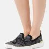 MICHAEL Michael Kors Damen SKYLER - Sneaker Low - Black/silver 1 MICHAEL Michael Kors Damen SKYLER - Sneaker Low - Black/silver -MICHAEL Michael Kors 034b31008bdb4df39cd444fcea97d04c