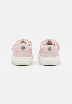 MICHAEL Michael Kors Kinder IZETTA - Sneaker Low - Pink -MICHAEL Michael Kors 043d4b311b674d09a98ad47ac73a7263