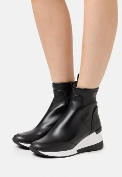 MICHAEL Michael Kors Damen KINSEY - Sneaker High - Black