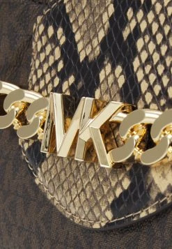 MICHAEL Michael Kors Damen HALLY - Handtasche - Camel -MICHAEL Michael Kors 15cc3c8e130849fb8b3be06d09c08acb