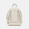 MICHAEL Michael Kors Damen BROOKLYN BACKPACK - Tagesrucksack - Cream -MICHAEL Michael Kors 15daa5956c004d0ab4706ed09a0a9540