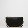 MICHAEL Michael Kors Damen JET SET MEDIUM CHAIN POUCHETTE - Handtasche - Black -MICHAEL Michael Kors 199582ba5e2b46f480d65d9ca98167c2