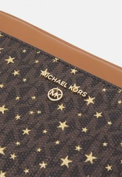 MICHAEL Michael Kors Damen JET CHARM CAMERA XBODY - Umhängetasche - Brown Multi -MICHAEL Michael Kors 2ca4af9e6ca9471aa6d866baf628d417