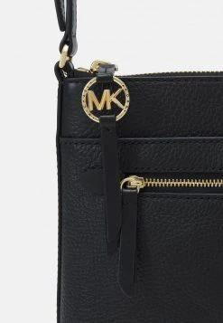 MICHAEL Michael Kors Damen JET SET CHARM FLAT XBODY - Umhängetasche - Black -MICHAEL Michael Kors 2e03048c94cd4d61be95a13d45800d52