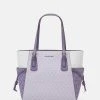 MICHAEL Michael Kors Damen VOYAGER TOTE - Handtasche - Purple -MICHAEL Michael Kors 30ab20ca46d0412caa6a66dbfb3c9aa9