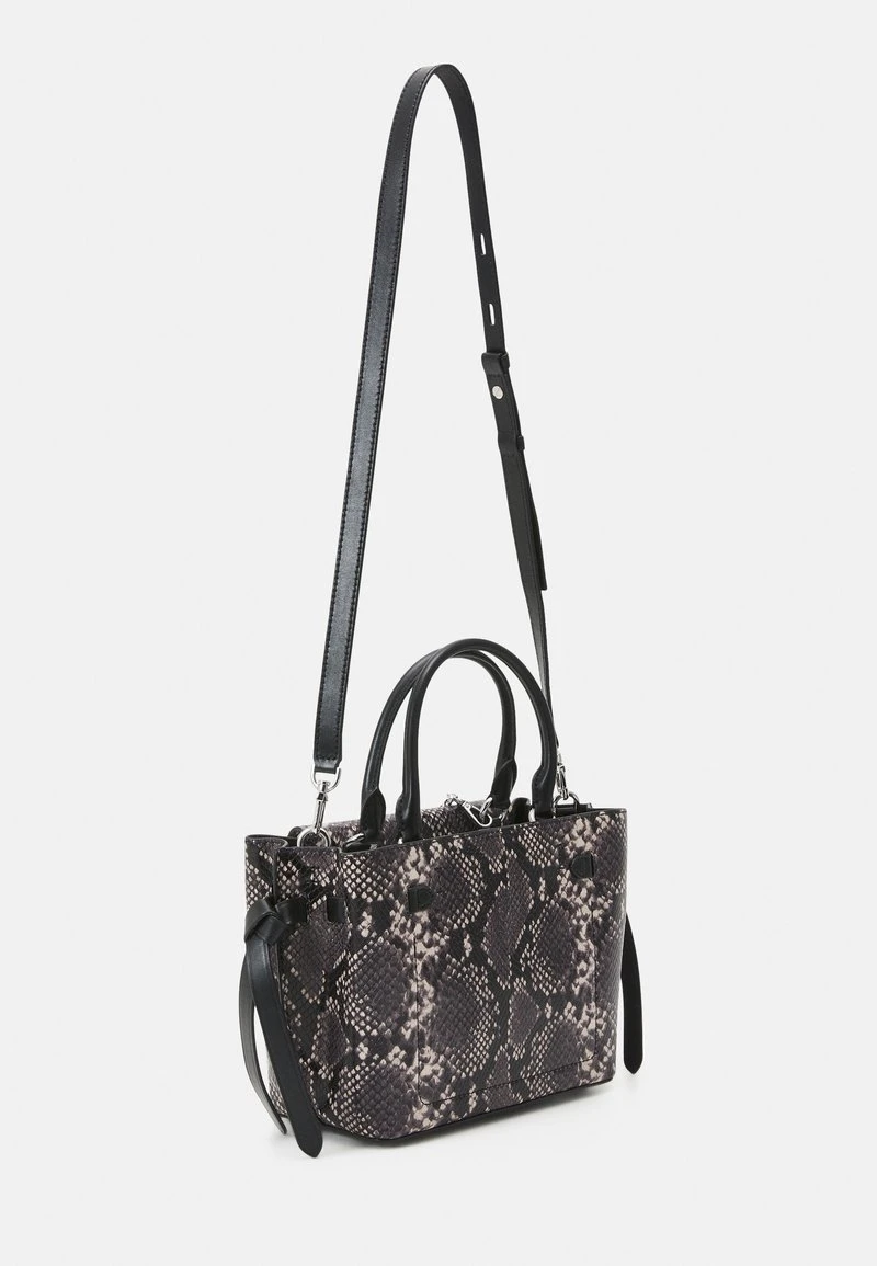 MICHAEL Michael Kors Damen HAMILTON LEGACY BELTED SATCHEL - Handtasche - Black/white 4 MICHAEL Michael Kors Damen HAMILTON LEGACY BELTED SATCHEL - Handtasche - Black/white - Image 2