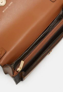 MICHAEL Michael Kors Damen JADE XS ON XBODY - Umhängetasche - Brown/acorn -MICHAEL Michael Kors 324857e4d99b40b9842929848d8425a5