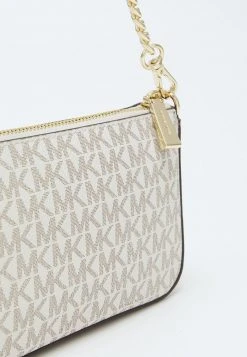 MICHAEL Michael Kors Damen JET SET CHAIN POUCHETTE - Clutch - Vanilla 9 MICHAEL Michael Kors Damen JET SET CHAIN POUCHETTE - Clutch - Vanilla -MICHAEL Michael Kors 3c2f2f7dea7a4ad0ac1055c9073e726c