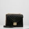 MICHAEL Michael Kors Damen WHITNEY - Umhängetasche - Black -MICHAEL Michael Kors 4591e3d7309342b98306655b652e688c