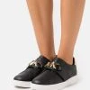 MICHAEL Michael Kors Damen KENNA - Sneaker Low - Black/gold
