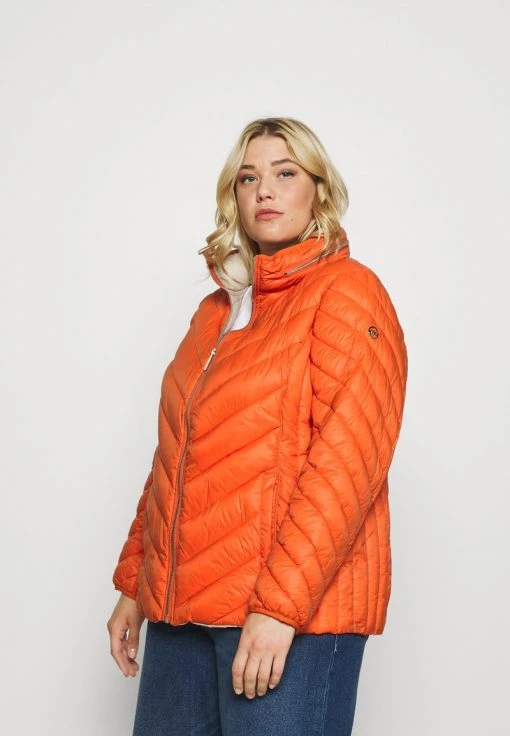 MICHAEL Michael Kors Damen WOMENS ZIP FRONT CHEVRON PACKABLE - Übergangsjacke - Zinnia -MICHAEL Michael Kors 4f9f0d146f734131a46234c820e5efb8