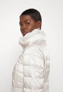 MICHAEL Michael Kors Damen DETACHABLE COLLAR BELTED PACKABLE COAT - Daunenjacke - Aluminium -MICHAEL Michael Kors 546f7b34363c4fbb880b04f74762027c