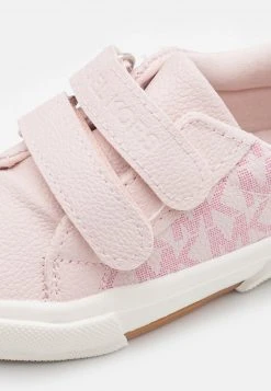 MICHAEL Michael Kors Kinder IZETTA - Sneaker Low - Pink -MICHAEL Michael Kors 57875df168ba4f7190879fe06c6c0875