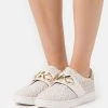 MICHAEL Michael Kors Damen KENNA - Sneaker Low - Vanilla/pale Gold -MICHAEL Michael Kors 5d17287e9bdd4abbab87be57183bbbdf