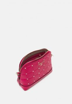 MICHAEL Michael Kors Damen JET SET CHARM DOME - Umhängetasche - Rubin Red -MICHAEL Michael Kors 6845923b426a436e95a61a263b93a475
