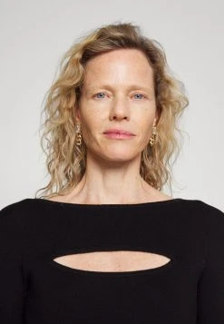 MICHAEL Michael Kors Damen BOAT CUT OUT BODYSUIT - Strickpullover - Black -MICHAEL Michael Kors 6a1799c46a8741a6b41eaa27e58bfe8a