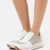 MICHAEL Michael Kors Damen MONIQUE TRAINER - Sneaker Low - White/gold -MICHAEL Michael Kors 71f31a7d9d41423b9c3fc0d8b1b57ae7