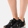 MICHAEL Michael Kors Damen BILLIE TRAINER - Sneaker Low - Black -MICHAEL Michael Kors 721c856080e844eb8a805f0b00a4db37