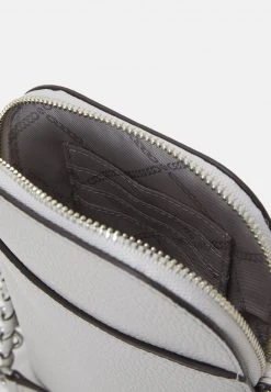 MICHAEL Michael Kors Damen JET SET FLAT CASE - Umhängetasche - Aluminum -MICHAEL Michael Kors 7a623d46508b478a8cf0355cb352014e