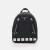 MICHAEL Michael Kors Damen BROOKLYN XS BACKPACK - Tagesrucksack - Black -MICHAEL Michael Kors 7ccdc476de8548d0bbf239109c8abf8e