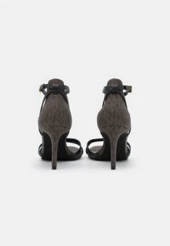 MICHAEL Michael Kors Damen KIMBERLY - Riemensandalette - Black/brown 12 MICHAEL Michael Kors Damen KIMBERLY - Riemensandalette - Black/brown -MICHAEL Michael Kors 83105554a44847ce902f9bfdc654d76b