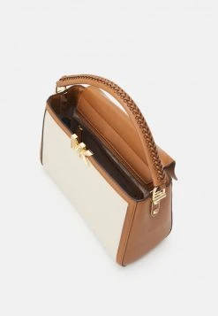 MICHAEL Michael Kors Damen KARLIE SATCHEL - Handtasche - Natural 9 MICHAEL Michael Kors Damen KARLIE SATCHEL - Handtasche - Natural -MICHAEL Michael Kors 8562c540ab0842c1a49dc63b6ff58015