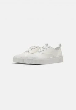 MICHAEL Michael Kors Damen OLLIE LACE UP - Sneaker Low - Optic White -MICHAEL Michael Kors 8a85fa1327404fe1a9b0b8788853fac8