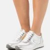 MICHAEL Michael Kors Damen ALLIE TRAINER - Sneaker Low - Silver/pale Gold 2 MICHAEL Michael Kors Damen ALLIE TRAINER - Sneaker Low - Silver/pale Gold -MICHAEL Michael Kors 8a8d36b0ab3641bab62635595a0bb168