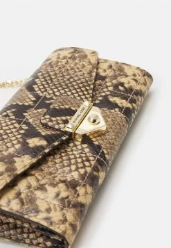 MICHAEL Michael Kors Damen SOHO XBODY - Umhängetasche - Camel -MICHAEL Michael Kors 8e78f406d7dd4ae7ba118c05a1a8c8ab