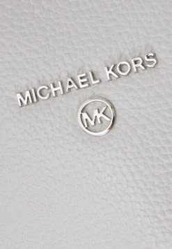 MICHAEL Michael Kors Damen JET SET FLAT CASE - Umhängetasche - Aluminum -MICHAEL Michael Kors 8efc246b72b44af38c228483d4e8e93c