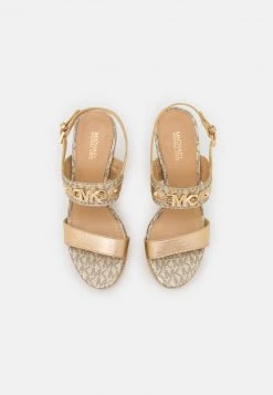 MICHAEL Michael Kors Damen FARRAH WEDGE - Plateausandalette - Pale Gold -MICHAEL Michael Kors 9282b044cf744a32a0d9f5ab42617558