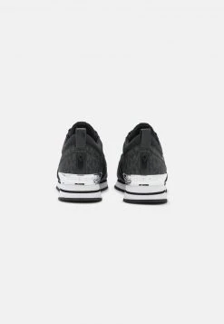 MICHAEL Michael Kors Damen DASH TRAINER - Sneaker Low - Black 12 MICHAEL Michael Kors Damen DASH TRAINER - Sneaker Low - Black -MICHAEL Michael Kors 92cc37929c254b69bf131b9d0c6b0ab3