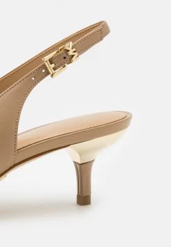 MICHAEL Michael Kors Damen KADENCE TOE CAP KITTEN - Pumps - Camel -MICHAEL Michael Kors 959c999c01ae4d92a3c08b0058cbd39c