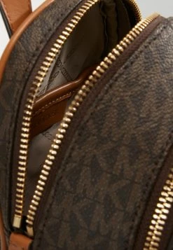 MICHAEL Michael Kors Damen RHEA ZIP XS BACKPACK - Tagesrucksack - Brown -MICHAEL Michael Kors 9bf71eb1791e4745a94f2e065bcd1a4b
