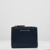 MICHAEL Michael Kors Damen JET SET SNAP BILLFOLD SMALL - Geldbörse - Navy -MICHAEL Michael Kors 9ef155c868794497874c0081fc976f3c