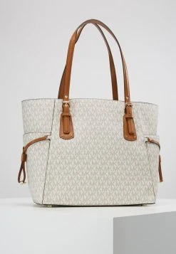 MICHAEL Michael Kors Damen VOYAGER SIGNATURE TOTE - Handtasche - Vanilla -MICHAEL Michael Kors 9f08ee4976d64ca08e4eed793c901c16