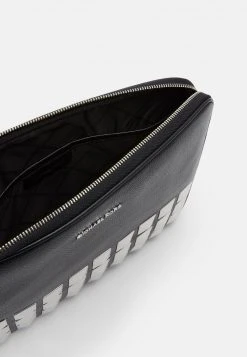 MICHAEL Michael Kors Damen JET SET LAPTOP CASE - Notebooktasche - Black 9 MICHAEL Michael Kors Damen JET SET LAPTOP CASE - Notebooktasche - Black -MICHAEL Michael Kors a186e4b06ebe45c9bf142c251b27087f