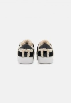 MICHAEL Michael Kors Damen IRVING STRIPE LACE UP - Sneaker Low - Black 12 MICHAEL Michael Kors Damen IRVING STRIPE LACE UP - Sneaker Low - Black -MICHAEL Michael Kors a5d7883744594d498eb7612c056498f4