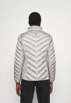 MICHAEL Michael Kors Damen SHORT PACKABLE PUFFER - Daunenjacke - Nickel -MICHAEL Michael Kors ac0dfb8f41f843c18c6329e9c09a6423