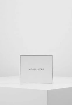 MICHAEL Michael Kors Damen JET SET SNAP BILLFOLD SMALL - Geldbörse - Black -MICHAEL Michael Kors b32defbc19d142a0a46f78f038696bda