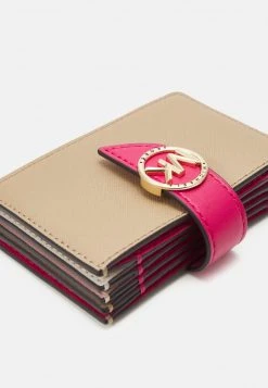 MICHAEL Michael Kors Damen GREENWICH XS ACCORDIAN CARD CASE - Geldbörse - Rubn Red -MICHAEL Michael Kors bb73ae507c984cd181b66721f6b61b14