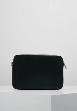 MICHAEL Michael Kors Damen JET SET TRAVEL - Umhängetasche - Black -MICHAEL Michael Kors bc5665bb063d4ca2962e2960745ab328