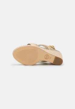 MICHAEL Michael Kors Damen FARRAH WEDGE - Plateausandalette - Pale Gold -MICHAEL Michael Kors c103824f97a1457293719ed0dab255f1