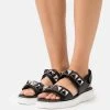 MICHAEL Michael Kors Damen STARK - Plateausandalette - Black 1 MICHAEL Michael Kors Damen STARK - Plateausandalette - Black -MICHAEL Michael Kors c58139b21e45457d852a97e593f82bf3