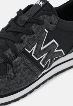 MICHAEL Michael Kors Damen DASH TRAINER - Sneaker Low - Black 15 MICHAEL Michael Kors Damen DASH TRAINER - Sneaker Low - Black -MICHAEL Michael Kors d639de1140aa400b9871b61c2c3ce135