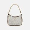 MICHAEL Michael Kors Damen JET SET CHARM CHAIN POUCHETTE - Handtasche - Vanilla -MICHAEL Michael Kors d8f1b250de644d11a9cf455dcdcc64bd