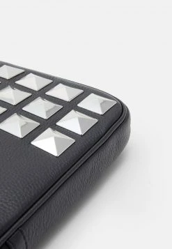 MICHAEL Michael Kors Damen JET SET LAPTOP CASE - Notebooktasche - Black 10 MICHAEL Michael Kors Damen JET SET LAPTOP CASE - Notebooktasche - Black -MICHAEL Michael Kors e49451ae274345b7b68ac9e2a67e2b64