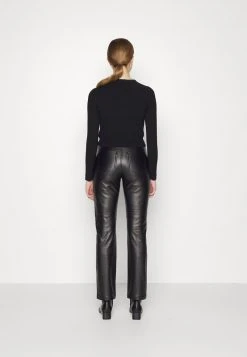 MICHAEL Michael Kors Damen CHAIN CUTOUT FITTED - Strickpullover - Black 12 MICHAEL Michael Kors Damen CHAIN CUTOUT FITTED - Strickpullover - Black -MICHAEL Michael Kors e6eacbfeede244db8aba42cd4713974b