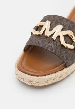 MICHAEL Michael Kors Damen IZZY SLIDE - Pantolette Flach - Brown/multicolor -MICHAEL Michael Kors e81e99278c904293b8bc9f66b7bf8ab3